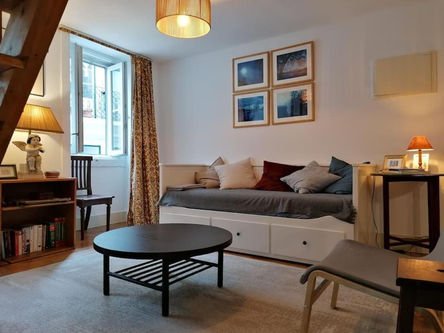 Lx Townhouse Ideal For Big Groups Prime Location Trendy Street Lisbon Exterior photo