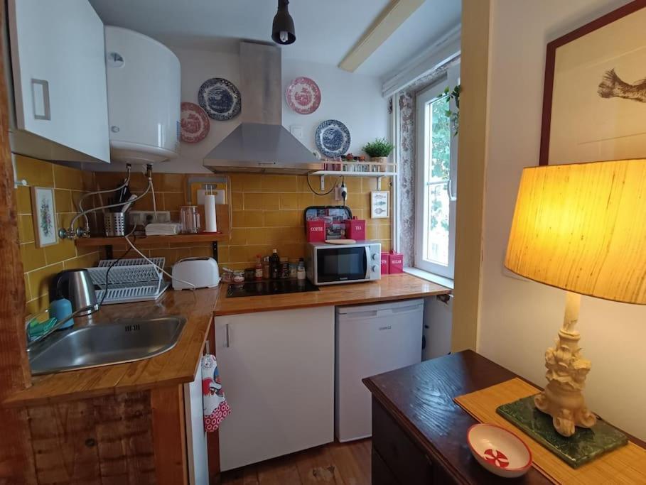 Lx Townhouse Ideal For Big Groups Prime Location Trendy Street Lisbon Exterior photo
