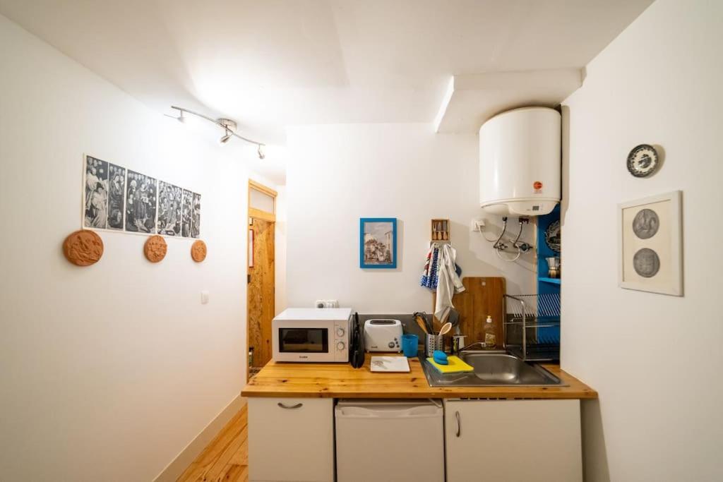 Lx Townhouse Ideal For Big Groups Prime Location Trendy Street Lisbon Exterior photo